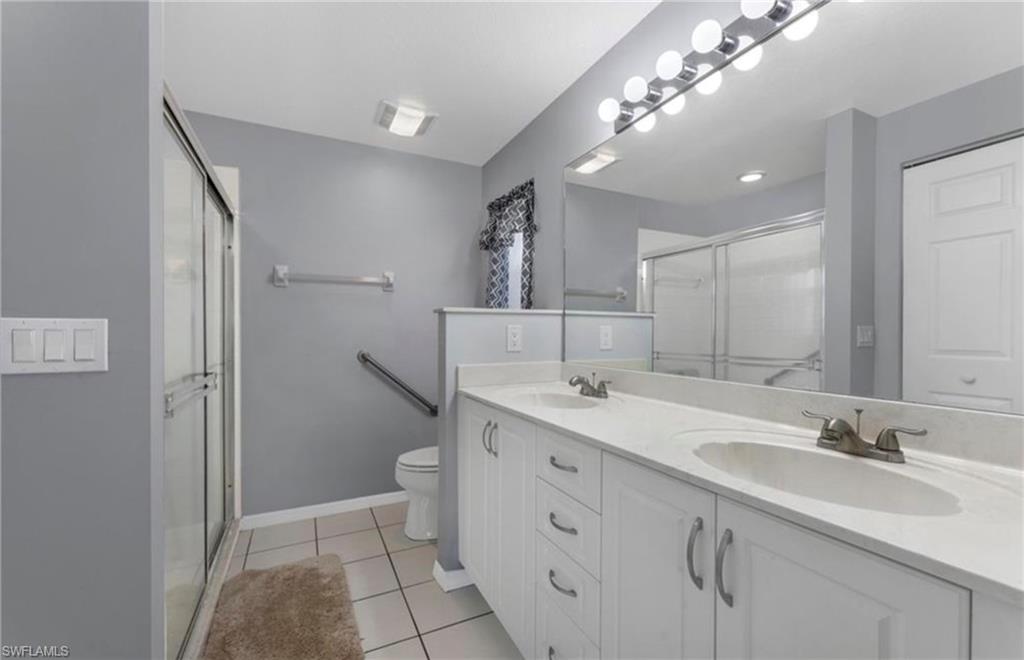 1749 Royal CIR # 1701, NAPLES Unit: 1701