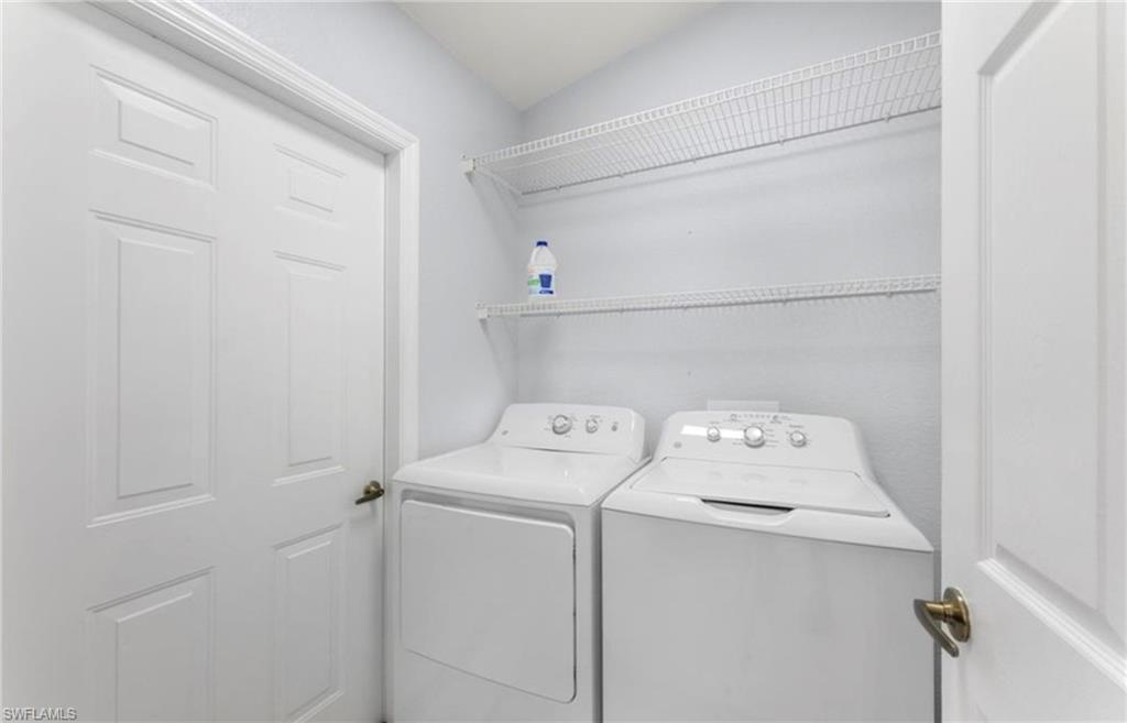 1749 Royal CIR # 1701, NAPLES Unit: 1701