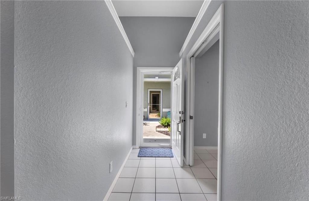 1749 Royal CIR # 1701, NAPLES Unit: 1701