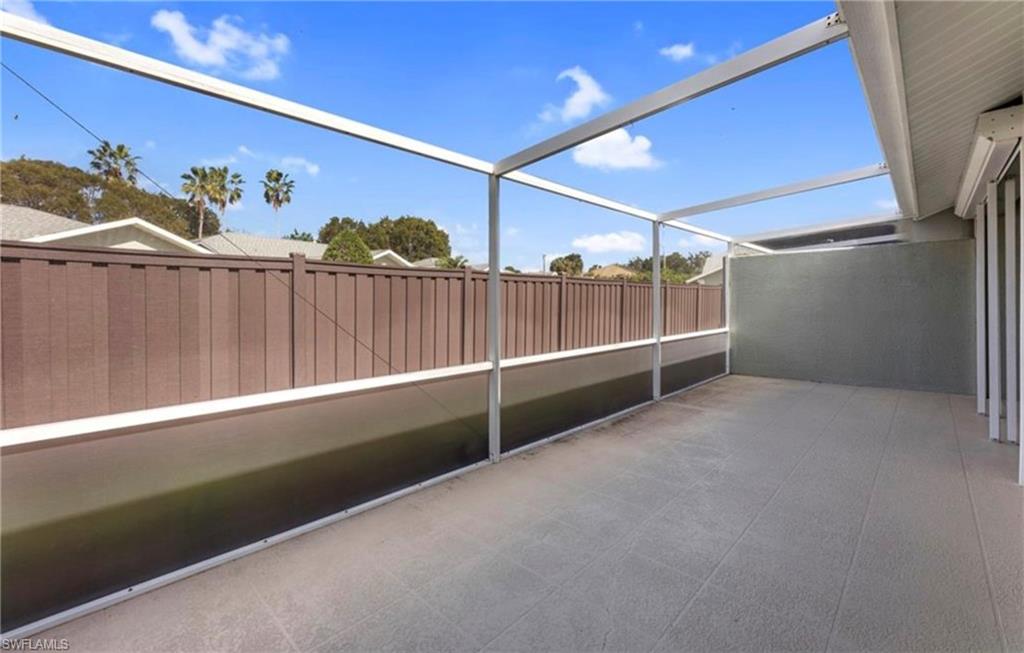 1749 Royal CIR # 1701, NAPLES Unit: 1701