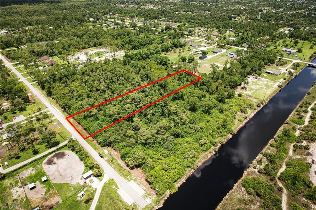 xxxx 16 AVE NE, NAPLES