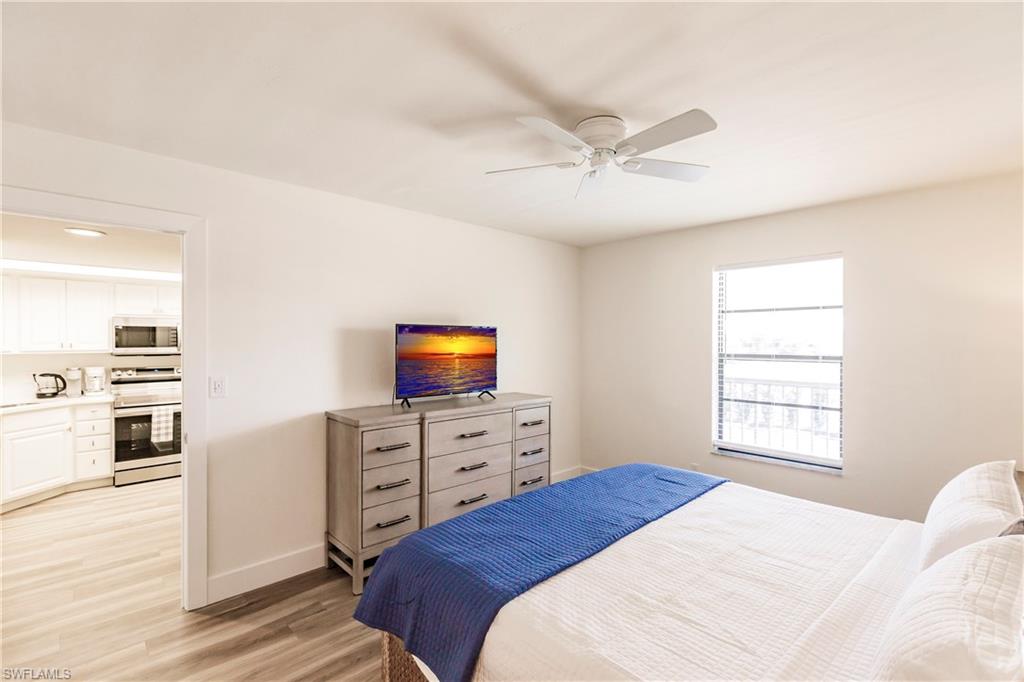 600 Neapolitan WAY # 228