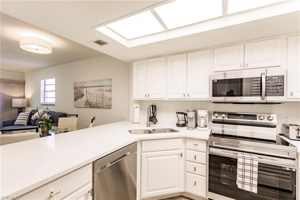 600 Neapolitan WAY # 228