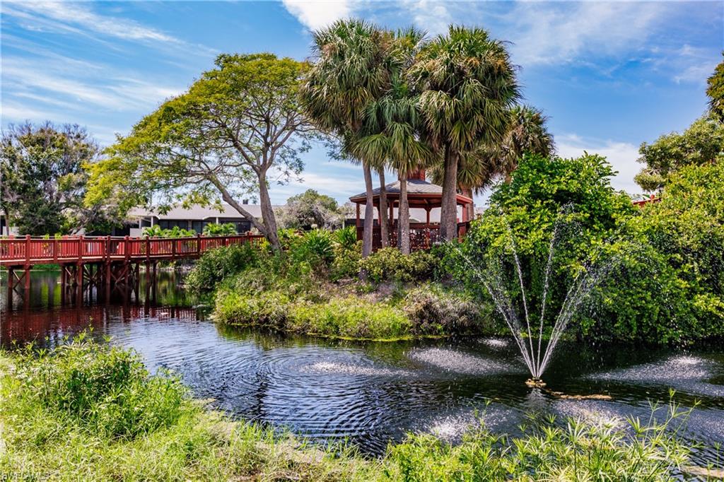 600 Neapolitan WAY # 228