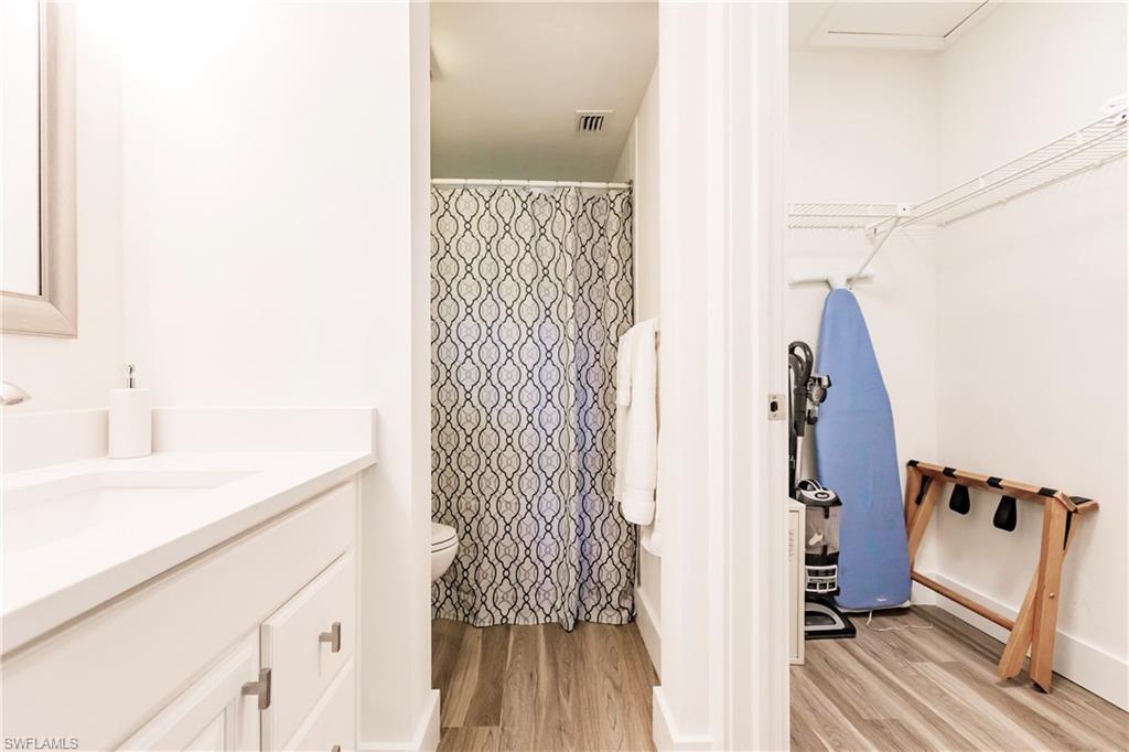 600 Neapolitan WAY # 228