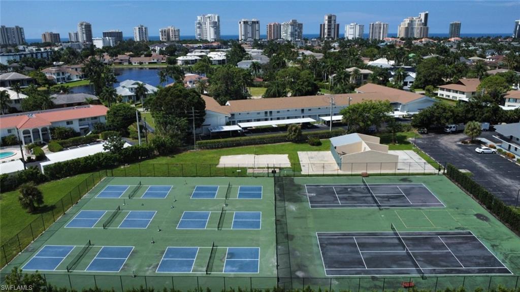 600 Neapolitan WAY # 228