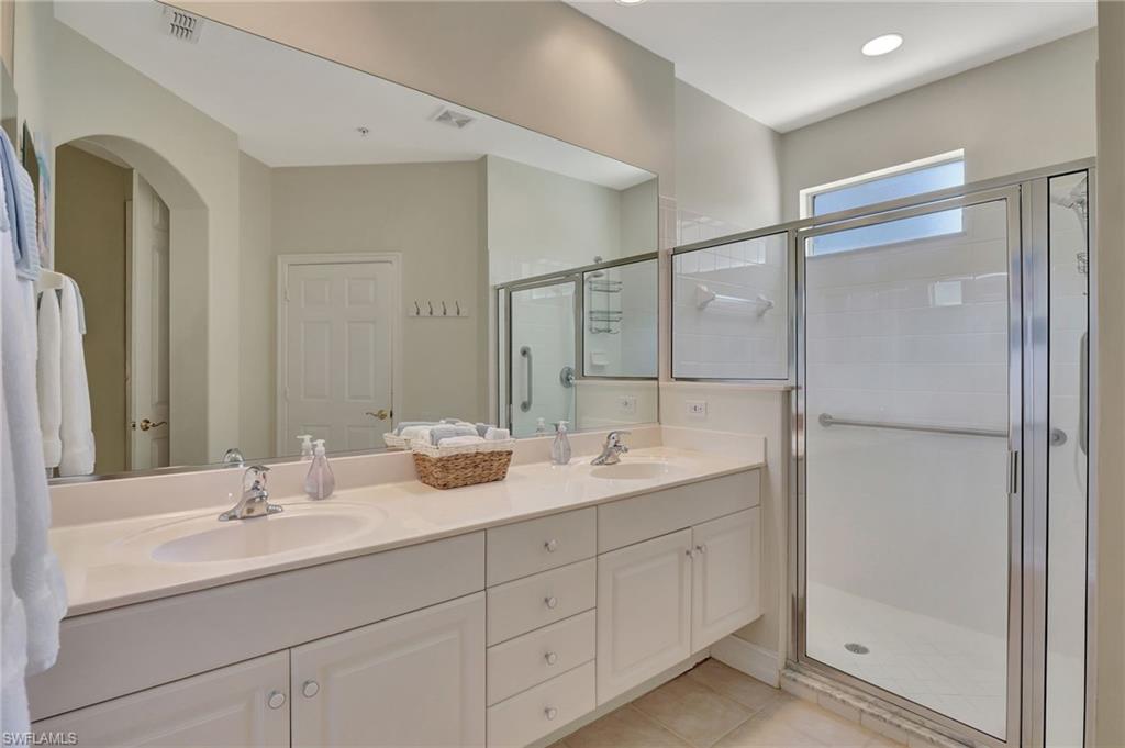 857 Carrick Bend CIR # 101