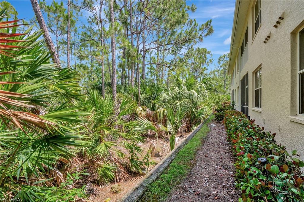 857 Carrick Bend CIR # 101