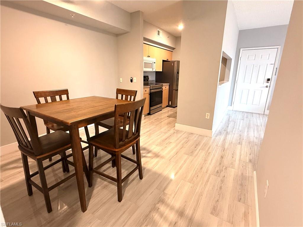 1235 Reserve WAY # 5