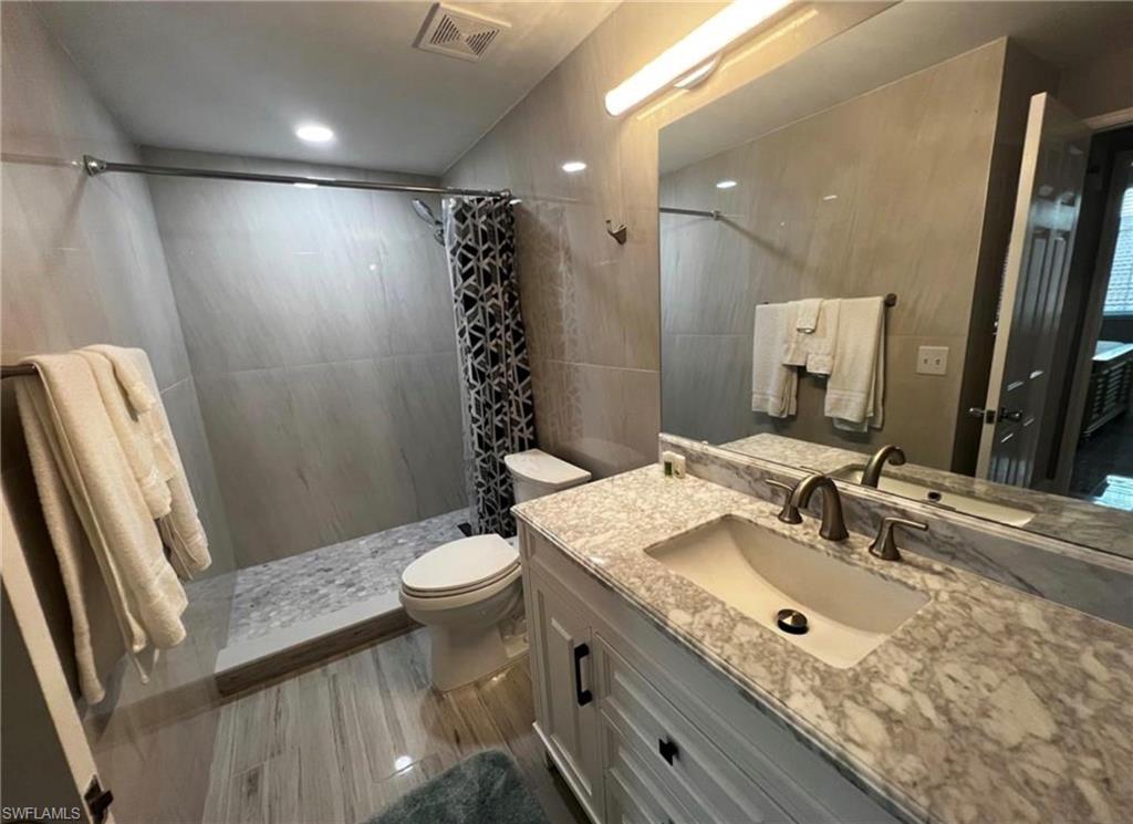 1235 Reserve WAY # 5