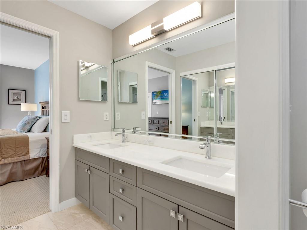 651 Wiggins Lake DR # 101