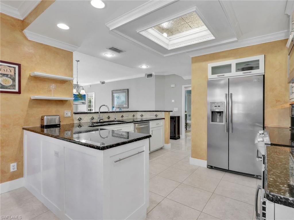 651 Wiggins Lake DR # 101