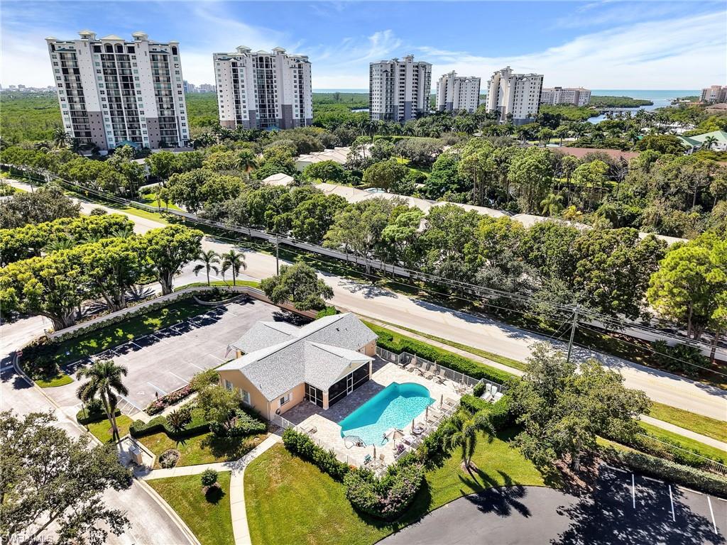 651 Wiggins Lake DR # 101