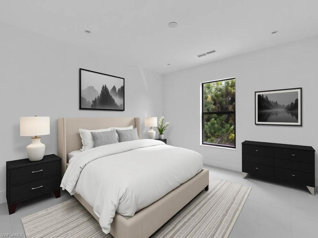 4956/4958 LEONARD BLVD S