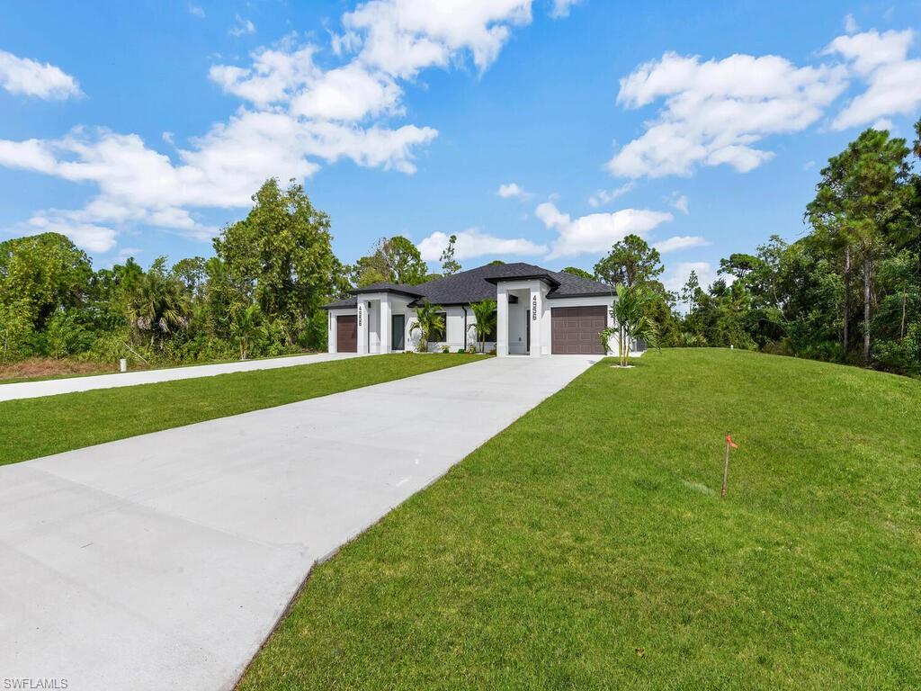 4956/4958 LEONARD BLVD S