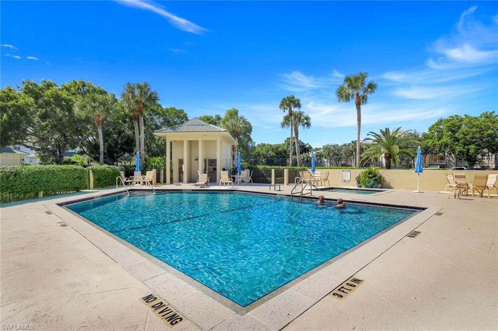 4130 Bayhead DR # 303