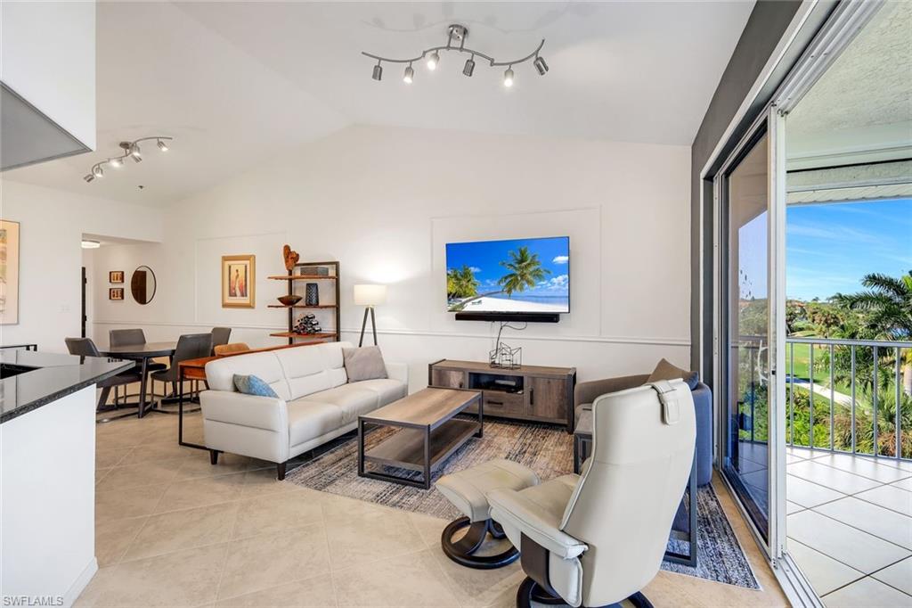 4130 Bayhead DR # 303