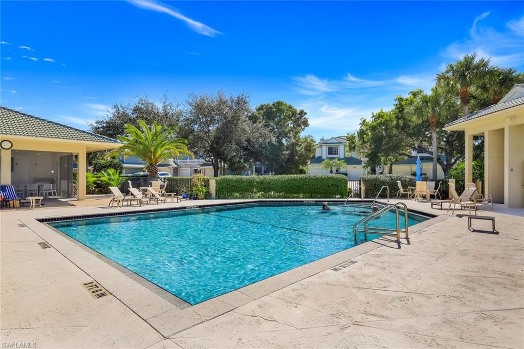 4130 Bayhead DR # 303