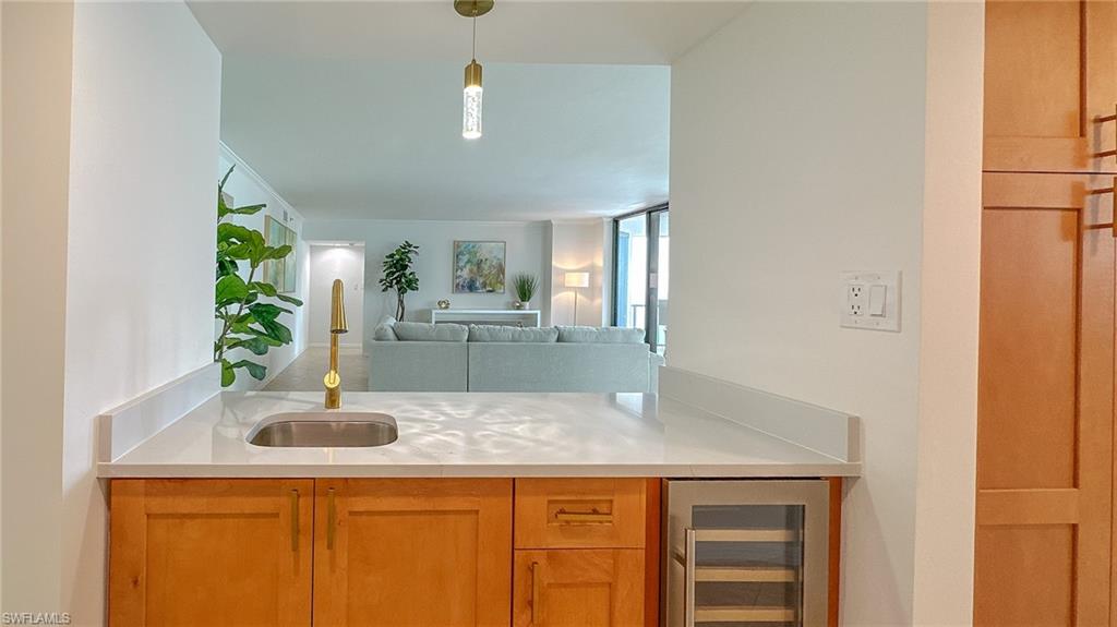 4251 Gulf Shore BLVD N # 18A