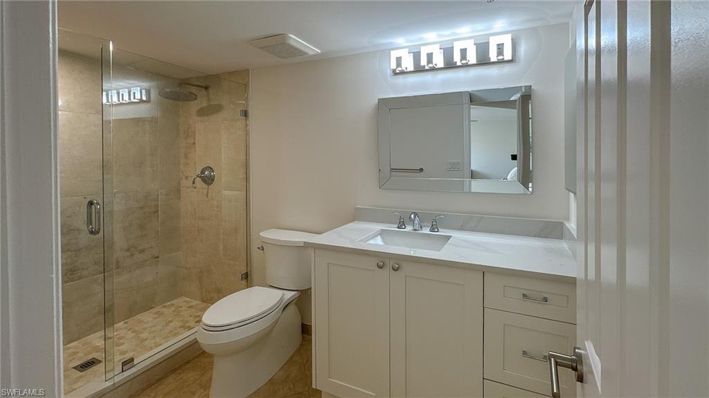 4251 Gulf Shore BLVD N # 18A