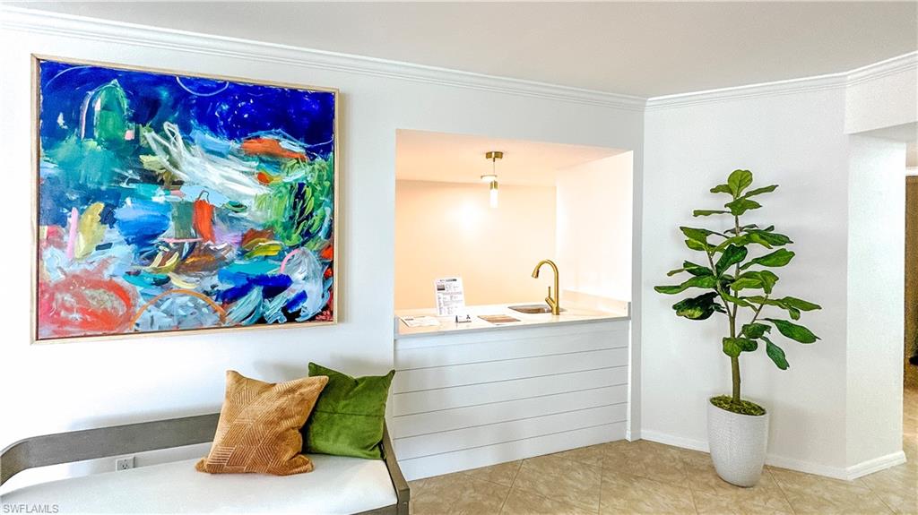 4251 Gulf Shore BLVD N # 18A