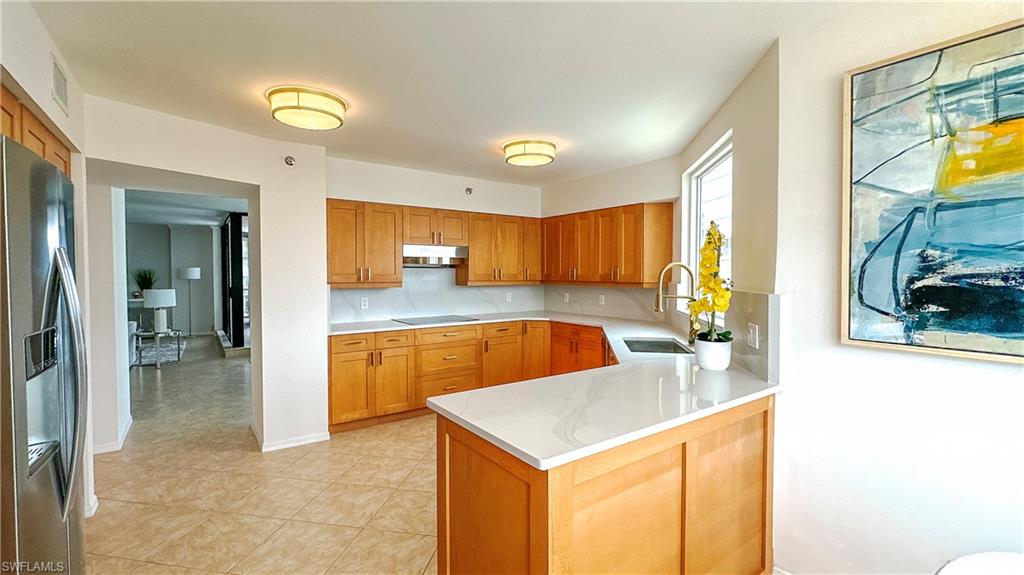 4251 Gulf Shore BLVD N # 18A