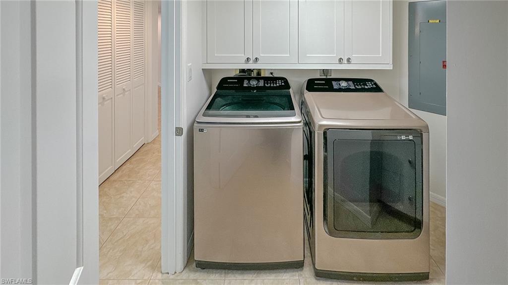 4251 Gulf Shore BLVD N # 18A