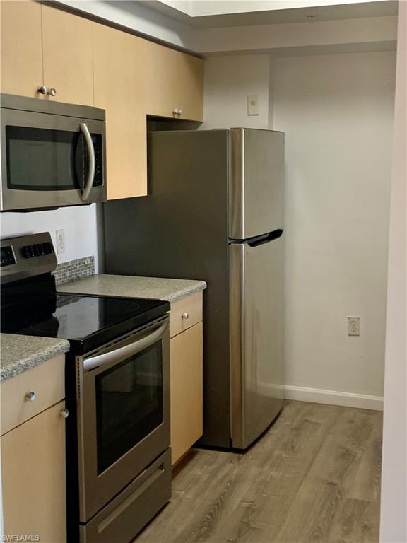 1235 Reserve WAY # 5