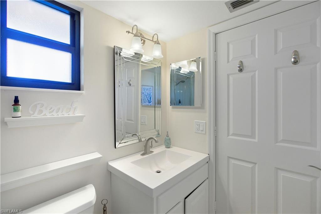 600 Neapolitan WAY # 105