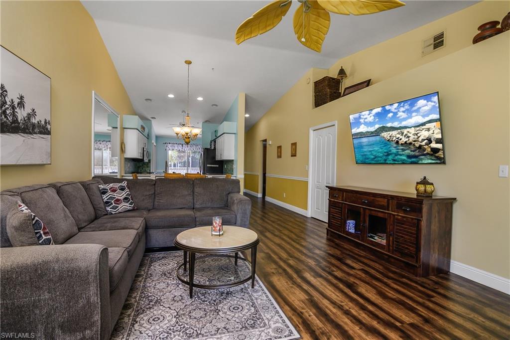 26841 Clarkston DR # 202