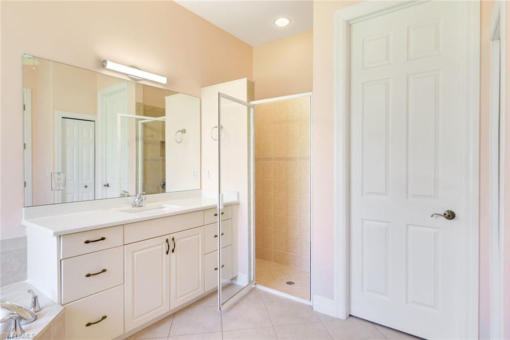 12910 Silverthorn CT