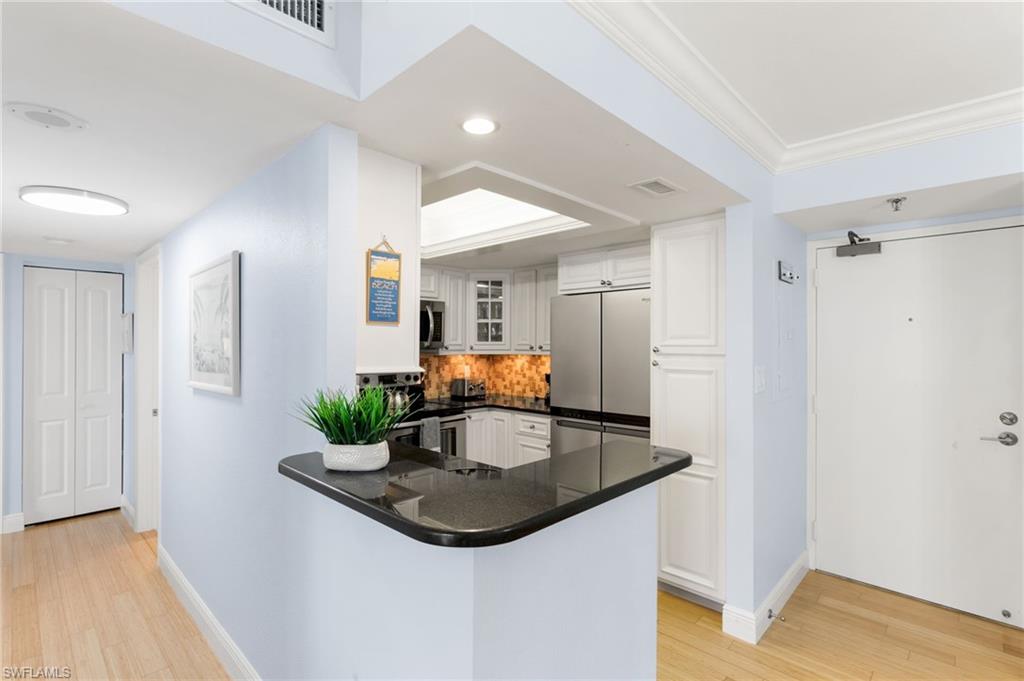 380 Seaview CT # 1510