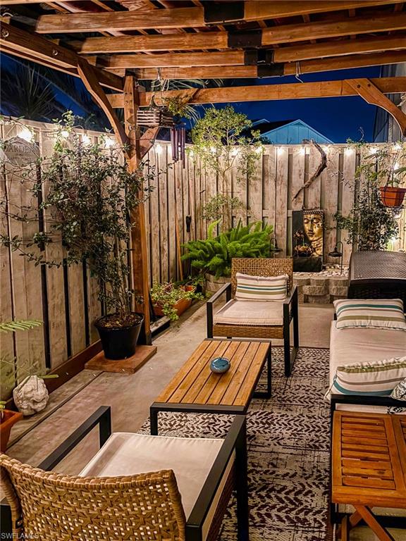 5266 Cedarbend DR # 1