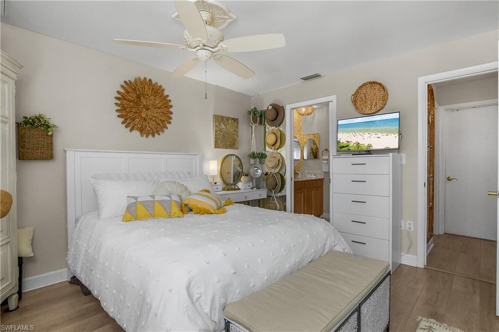 5266 Cedarbend DR # 1