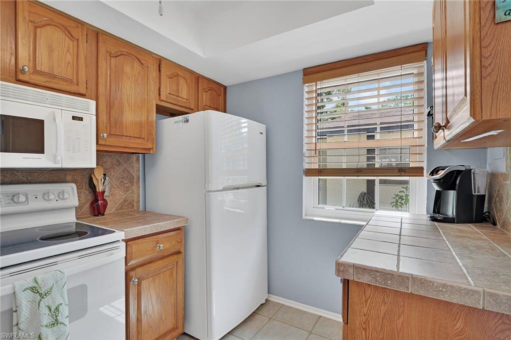 1009 Pine Isle LN S # 1009