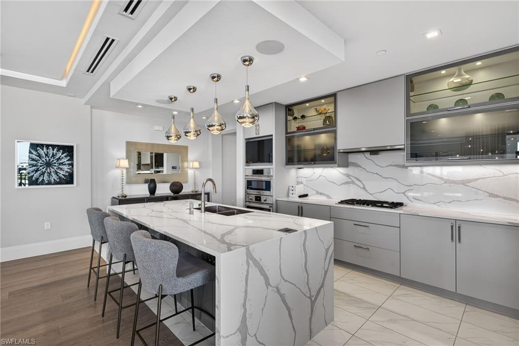 1135 3rd AVE S # 521