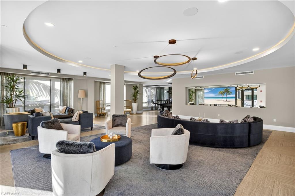 1135 3rd AVE S # 521