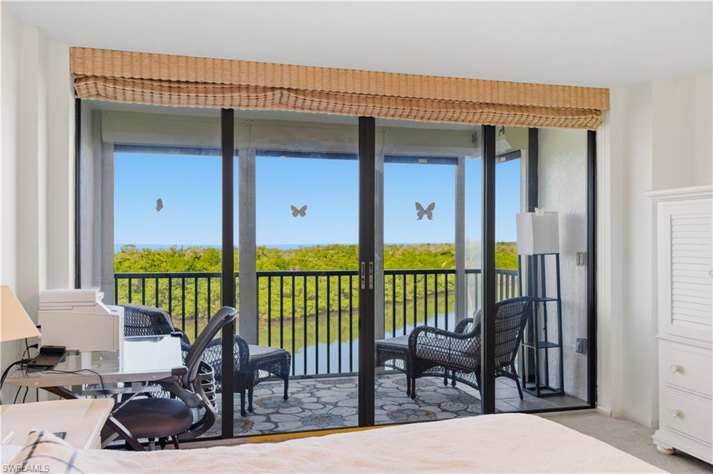 11 Bluebill AVE # 404