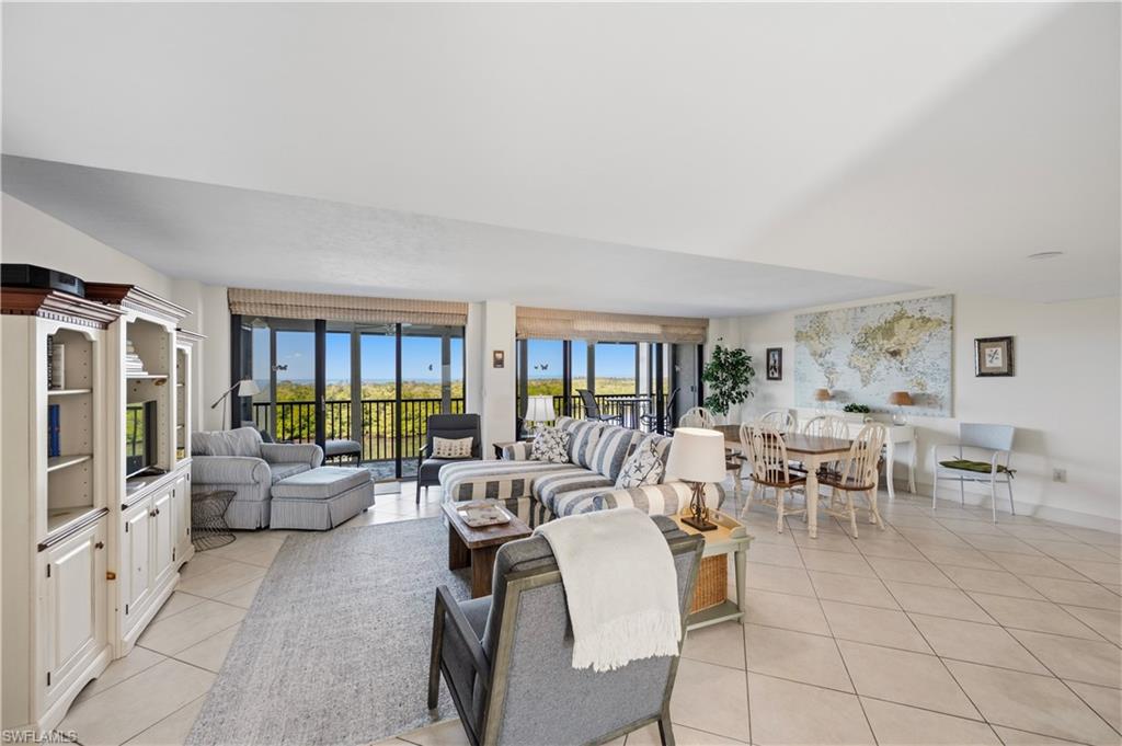 11 Bluebill AVE # 404