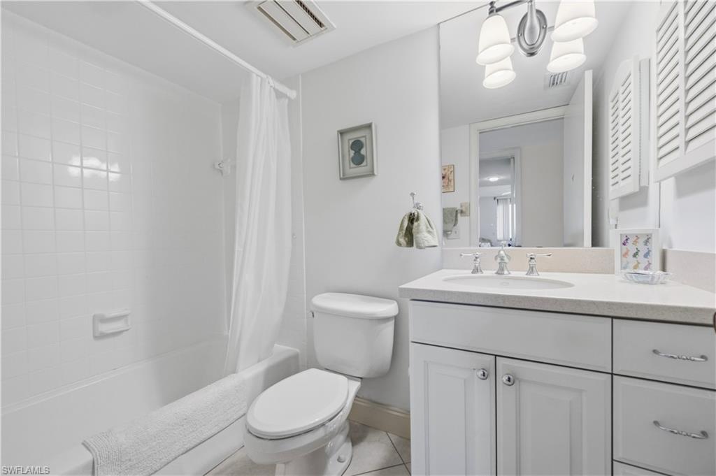 11 Bluebill AVE # 404