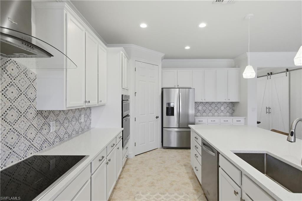 11041 Castlereagh ST