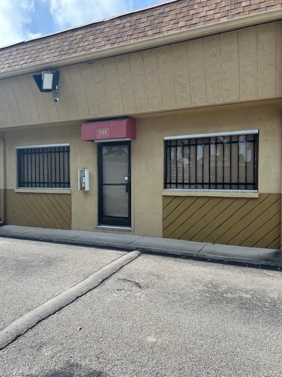 960 Chalmer DR # 105