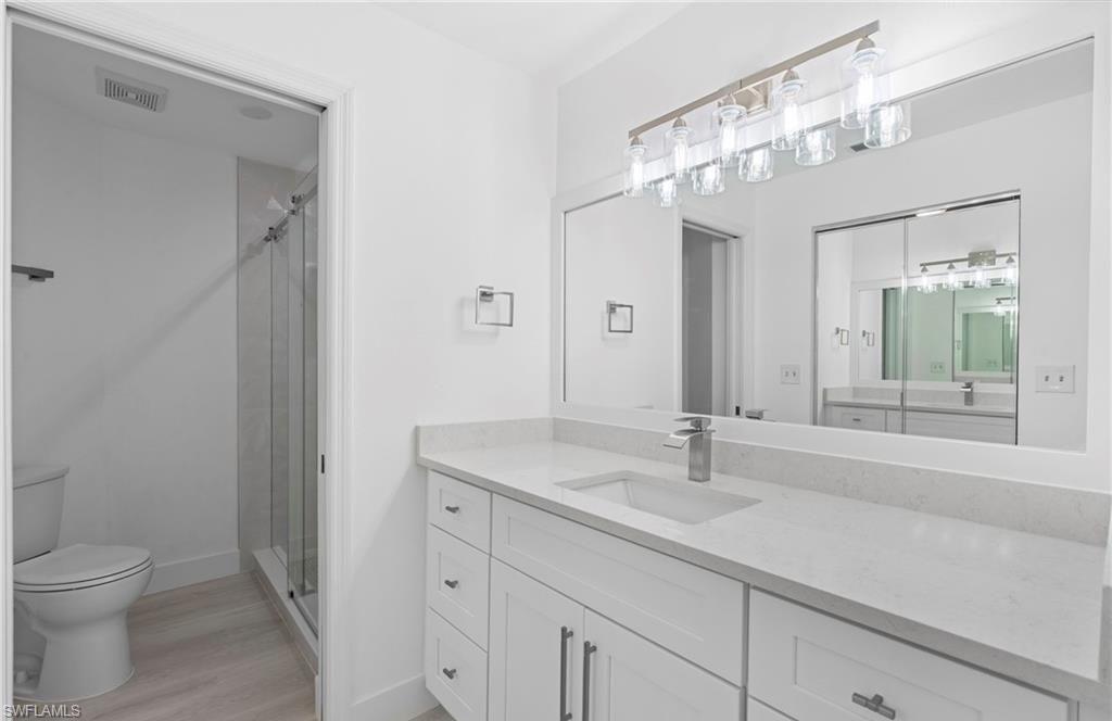 505 Windsor SQ # 202 Unit: 6-202