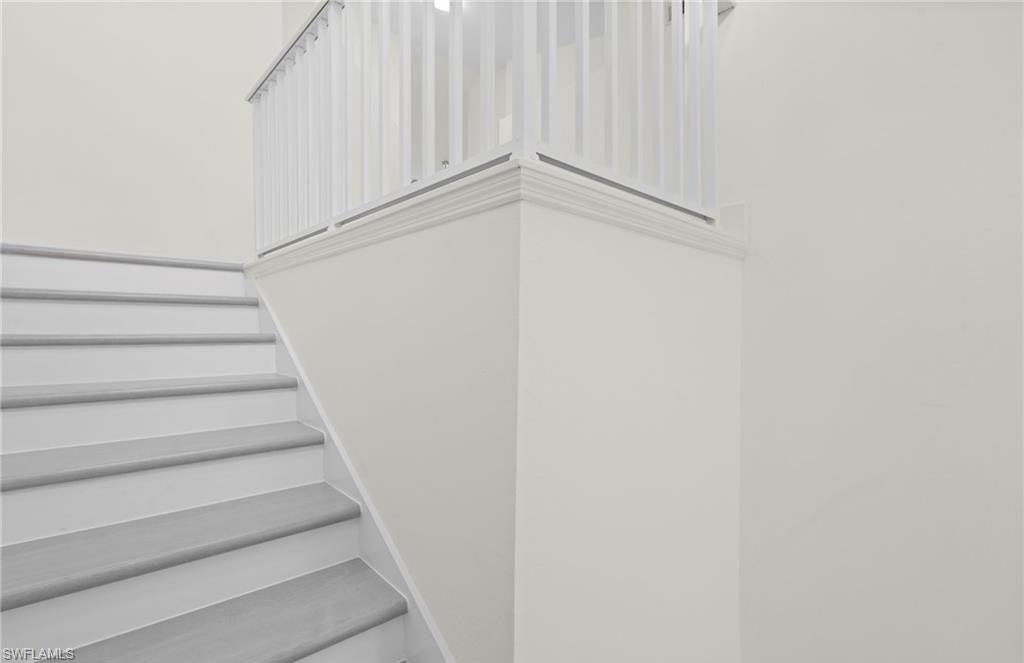 505 Windsor SQ # 202 Unit: 6-202