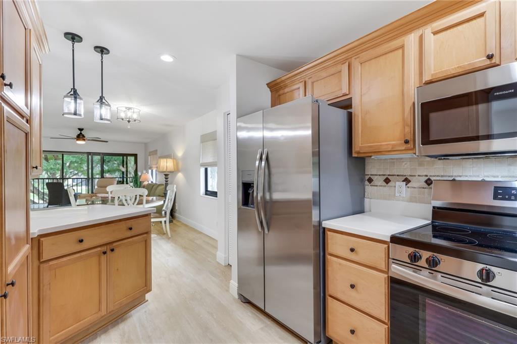 4955 Pepper CIR # B208