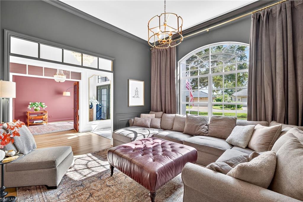 263 Silverado DR
