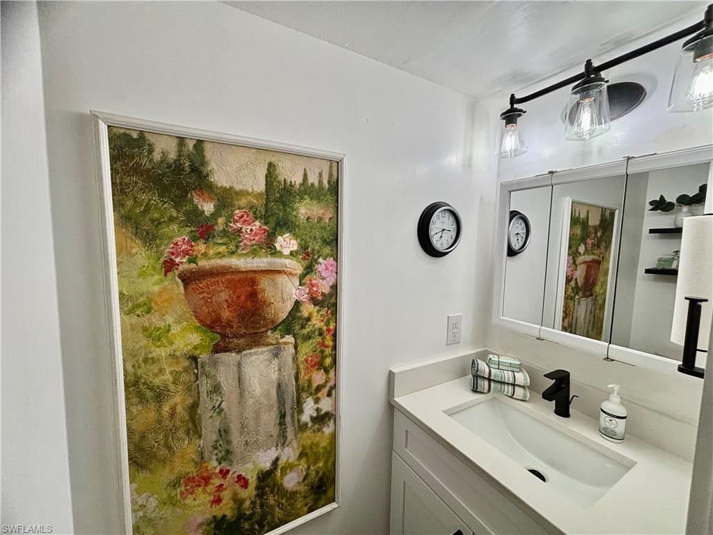 87 N Collier BLVD # D10