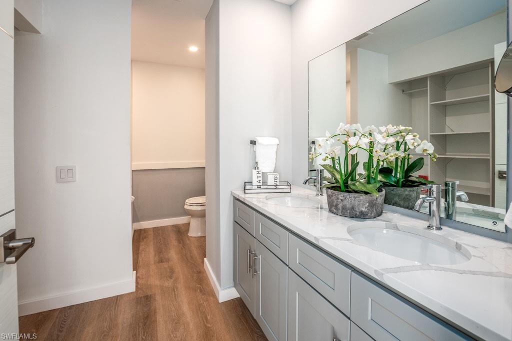 124 Lake Point LN # 2B