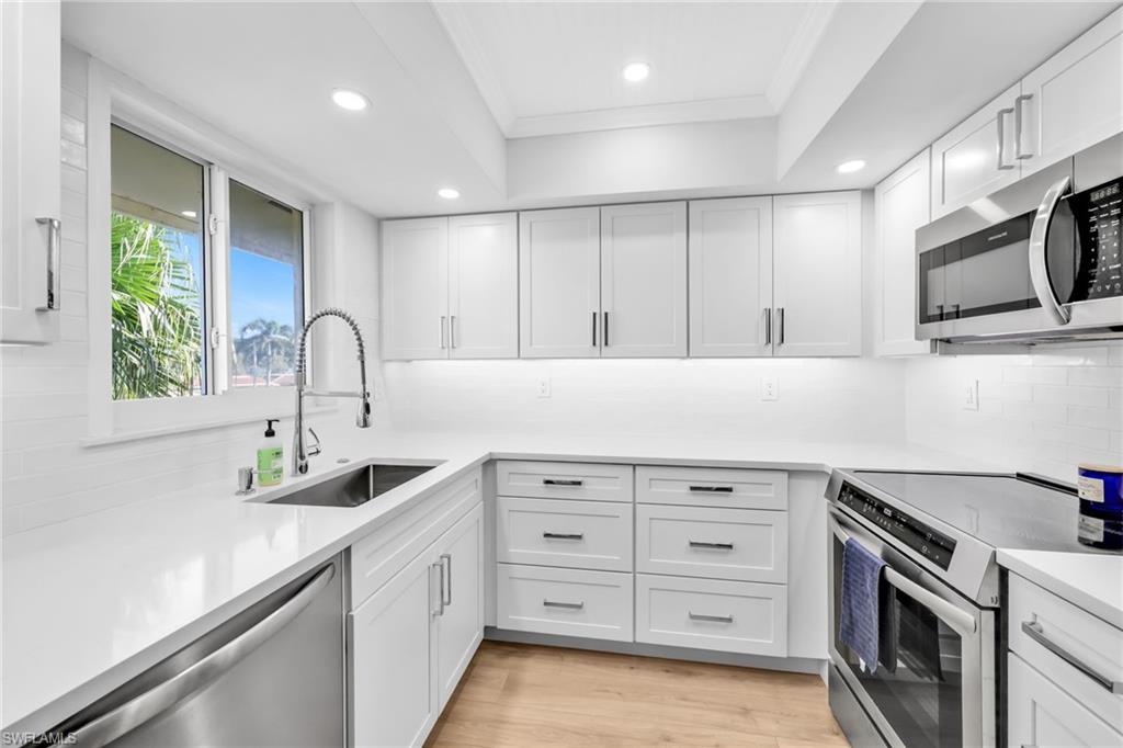 138 Teryl RD # 2 Unit: 4-2