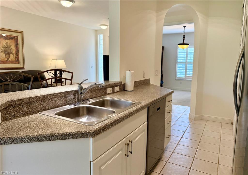 1335 Sweetwater CV # 202